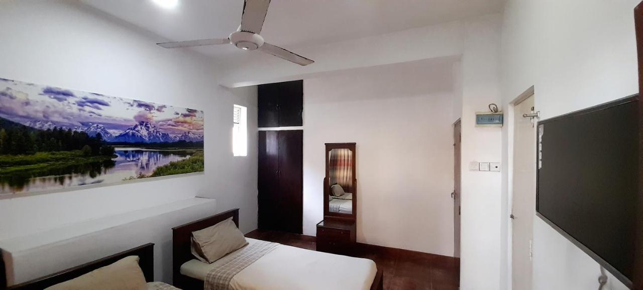Hotel 100 Dehiwala-Mount Lavinia Zewnętrze zdjęcie