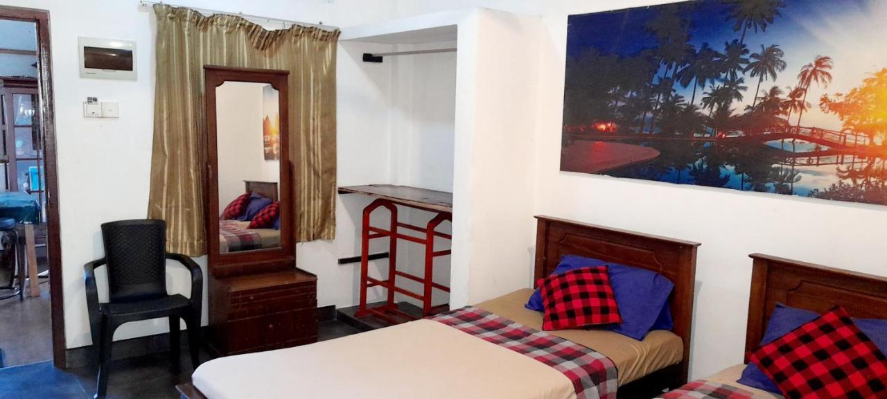 Hotel 100 Dehiwala-Mount Lavinia Zewnętrze zdjęcie