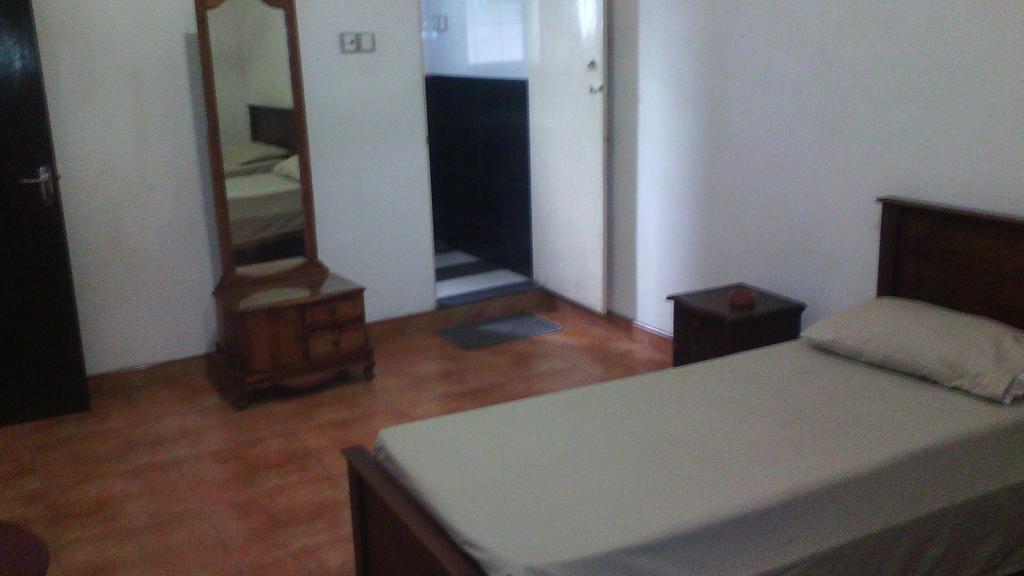 Hotel 100 Dehiwala-Mount Lavinia Zewnętrze zdjęcie