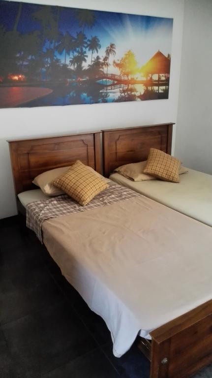 Hotel 100 Dehiwala-Mount Lavinia Zewnętrze zdjęcie